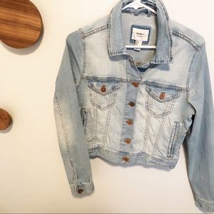 Forever 21 Cropped Jean Jacket Size Small